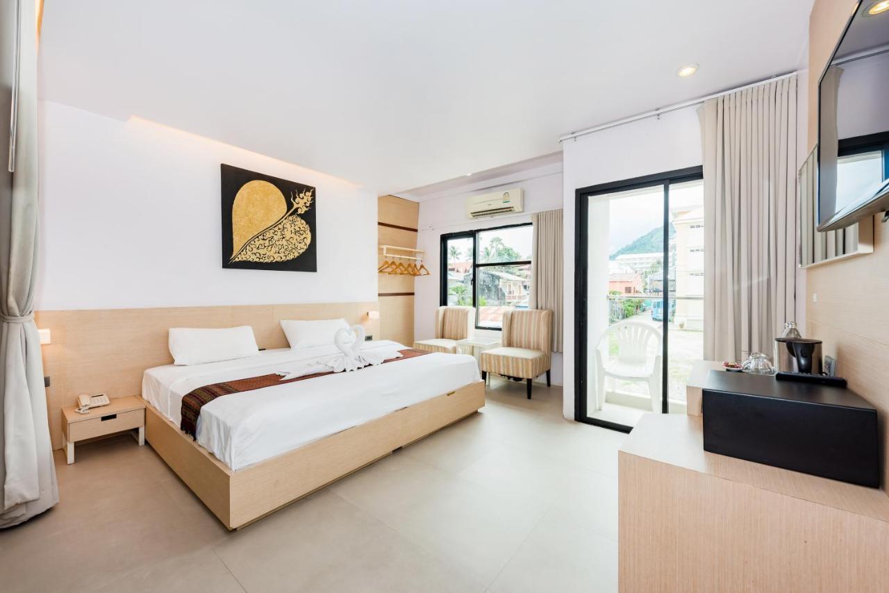 My Hotel Phuket Patong Buitenkant foto