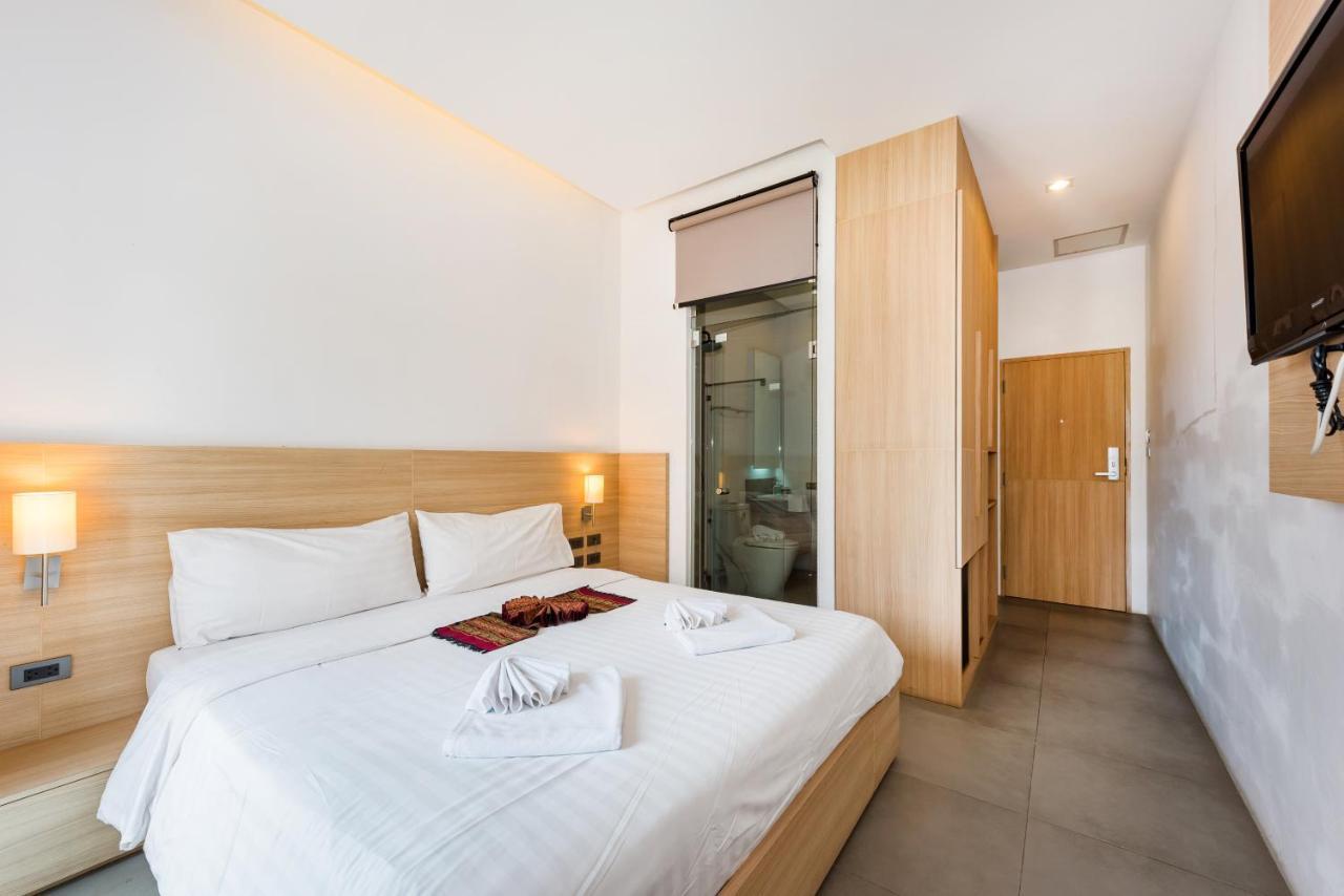 My Hotel Phuket Patong Buitenkant foto
