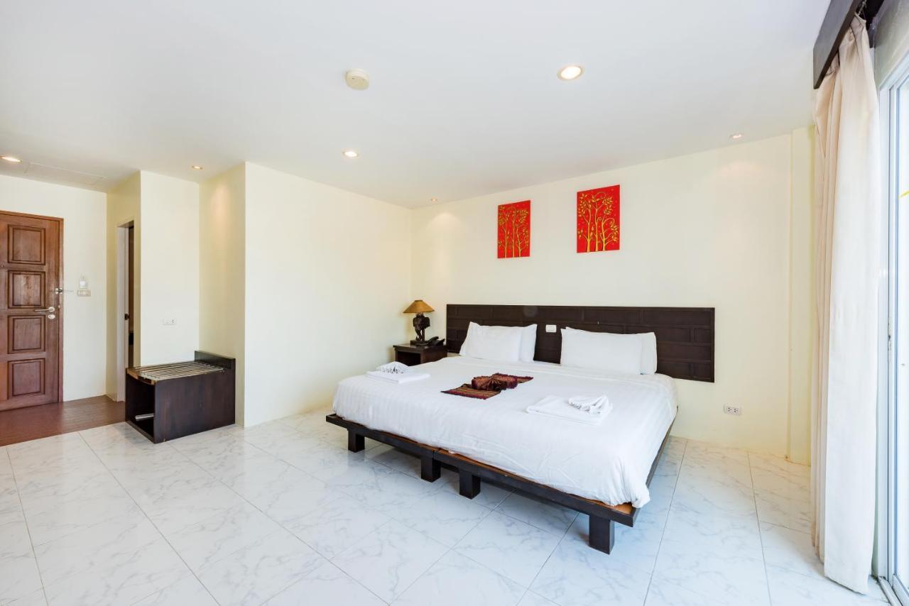 My Hotel Phuket Patong Buitenkant foto